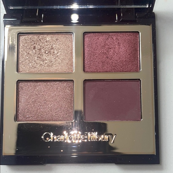 Charlotte Tilbury Luxury Eyeshadow Palette - Mesmerising Maroon - Picture 6 of 7